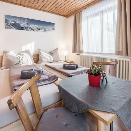 Haus Gold Fusch an der Grossglocknerstrasse